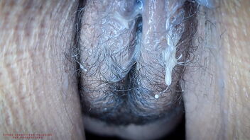 Enormous cumshot, close up and inwards the shaved pussy