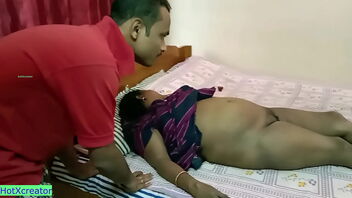 Indian house wife gets plowed by a thief